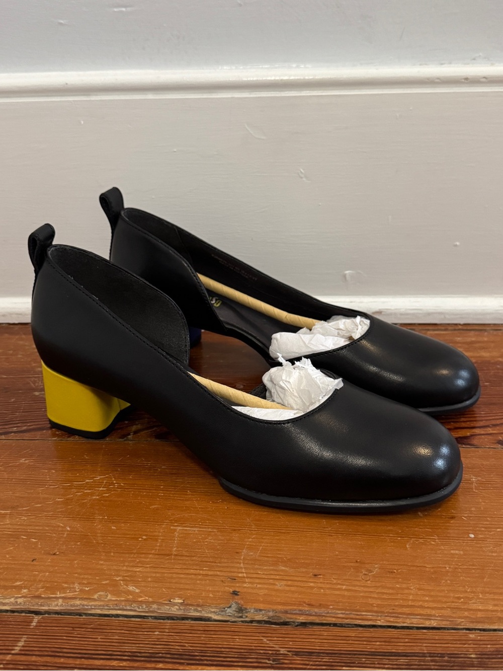 NWT Camper Twins Formal Black Leather Low Yellow Blue Block Heels Size EU 38 / 8
